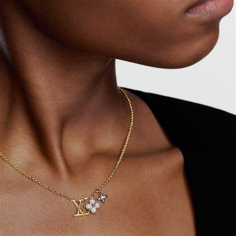 LV Gram Necklace .